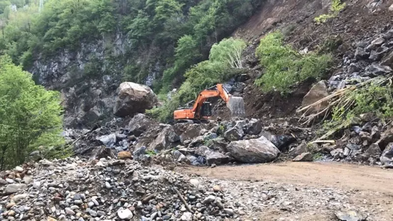 Giresun Alarm Veriyor: Karlar Erirken Köyler Toprak Altında!