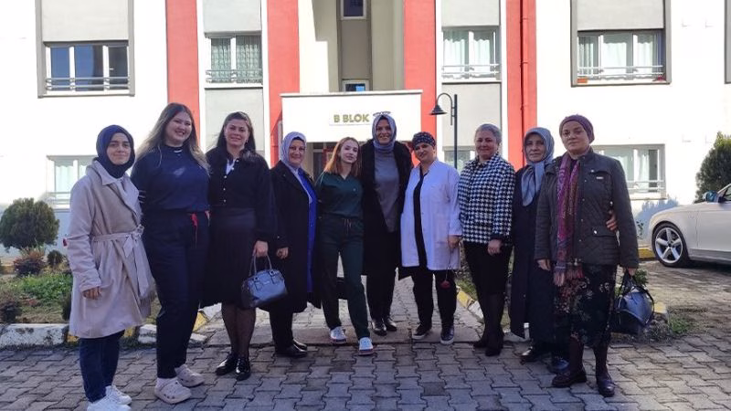 akcaabat belediyesi kadin kollari 1741601026.jpg