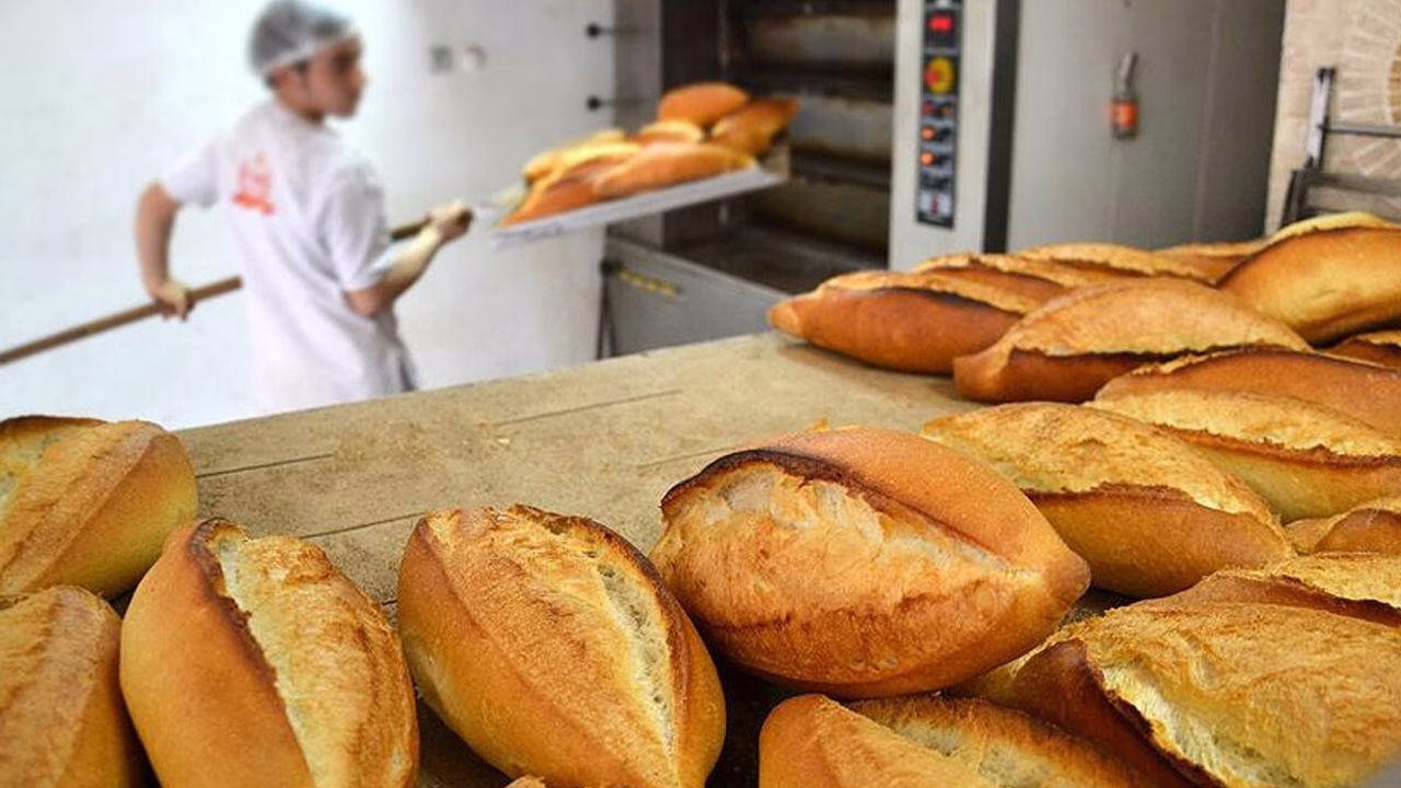 Bayburt’ta Ekmek Krizi! Gizli Zam Oyunu Vatandaşı Çileden Çıkardı!