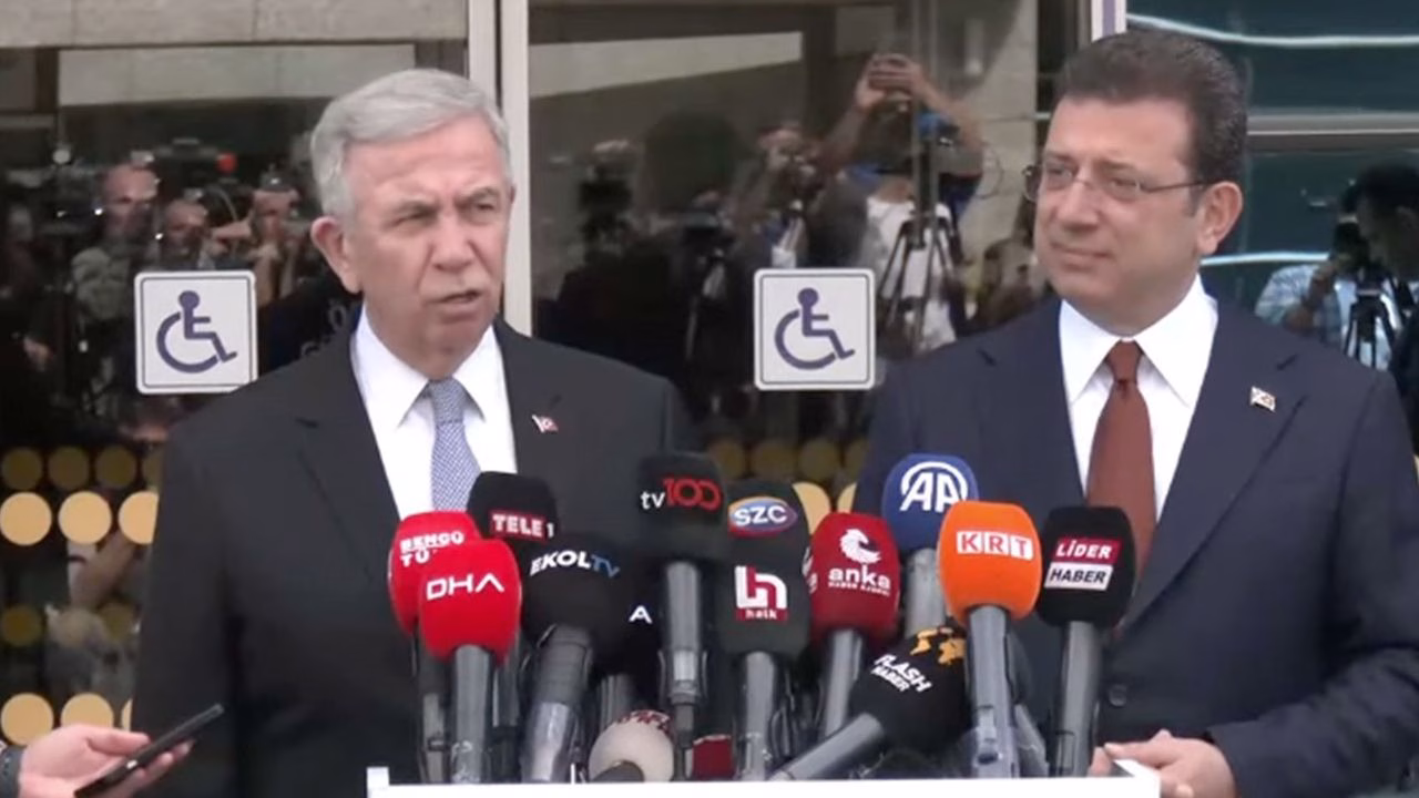 İmamoğlu ve Yavaş’tan Savaş Naraları! “Ceberrut Sistemi Yıkacağız!”