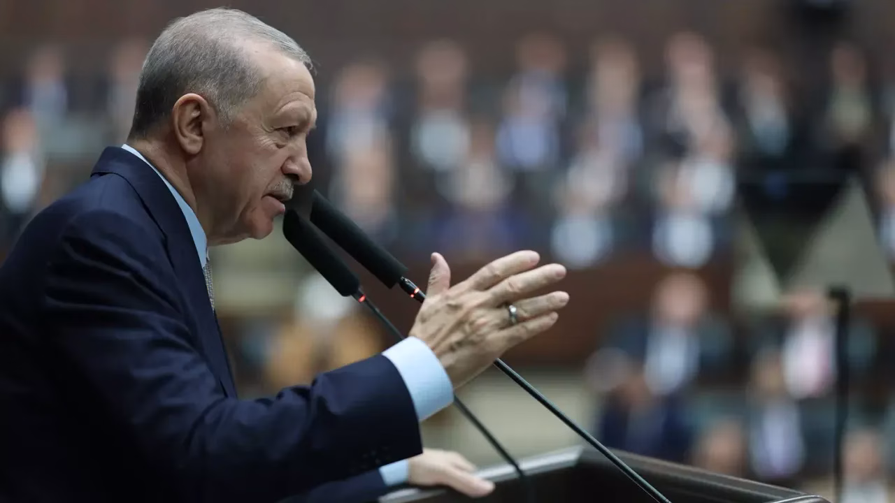 erdogandan chpye sert sozler yolsuzlukta yamyamligin kitabini yazdilar.webp