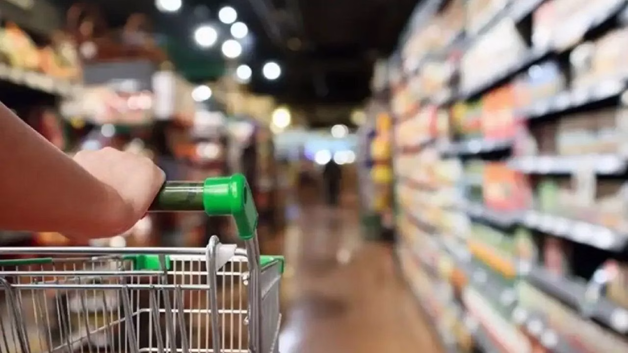 Enflasyon Bombası Patladı! Vatandaş Karamsar, Piyasalar Umutlu!