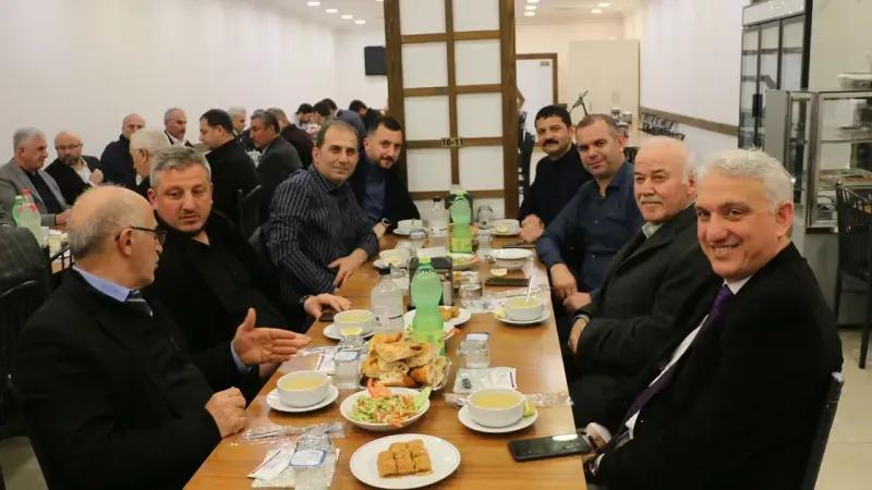 Of’ta Kaymakam ve Protokolün Gizemli İftar Buluşması!