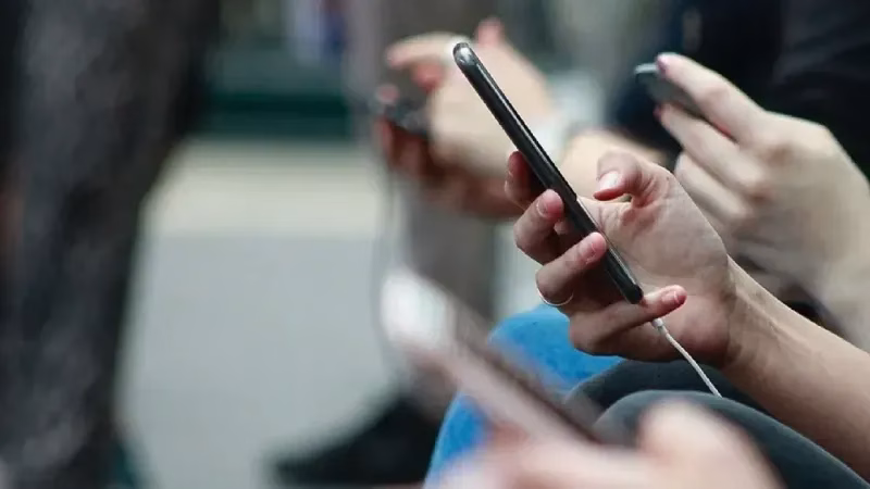 İmamoğlu Gözaltısı Sonrası Sosyal Medya Alev Aldı! Hesaplar Tek Tek Mercek Altında!