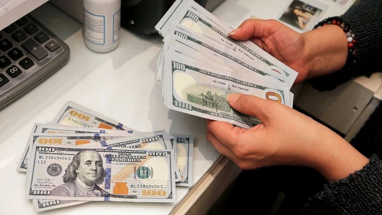 Dolar ve Euro’da Şok Dalgalanma! 12 Nisan’da Neler Oluyor?