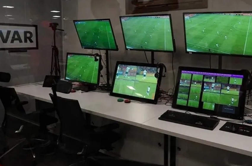 VAR Odasından İspanyol Rüzgarı! Eyüpspor-GS Maçına Şok Atama!