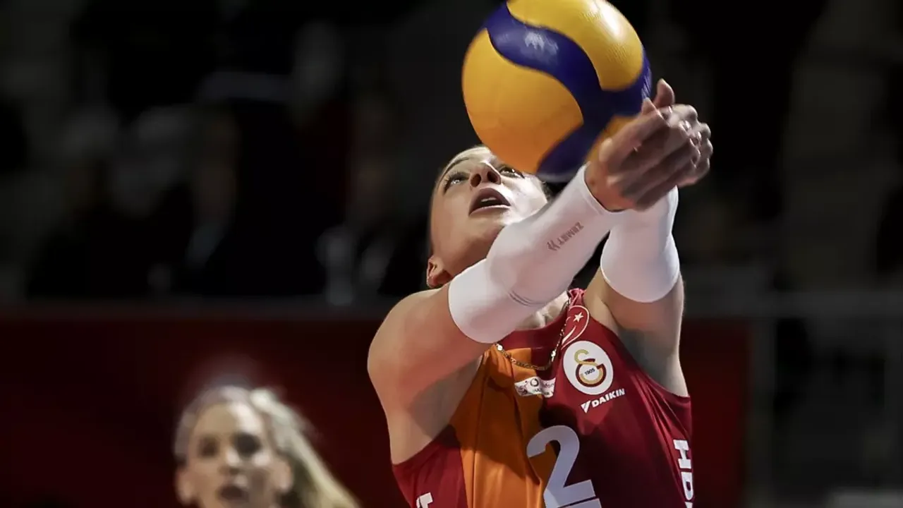 Voleybolcu Aydın’dan Şok Açıklama: Polis Düşmanı Mı İlan Edildim?