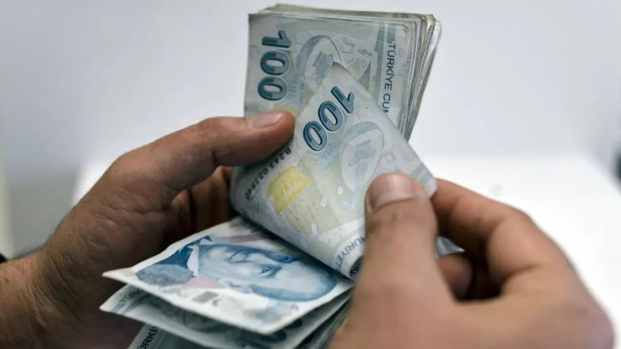 kamu iscileri icin zam pazarligindaki son durum bakan isikhandan aciklama geldi.webp