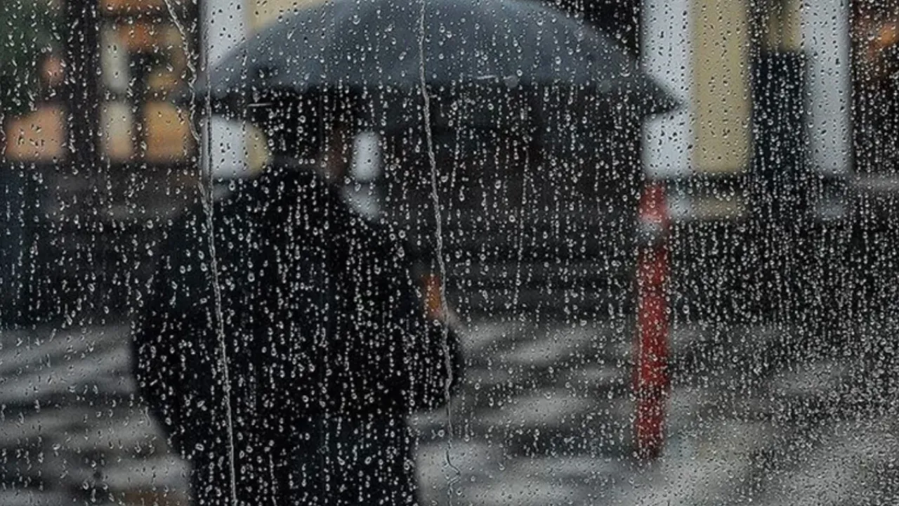 Hava Felaketi Geliyor! Türkiye Alarmda: Toz Bulutu, Fırtına ve Şiddetli Yağış Aynı Anda!