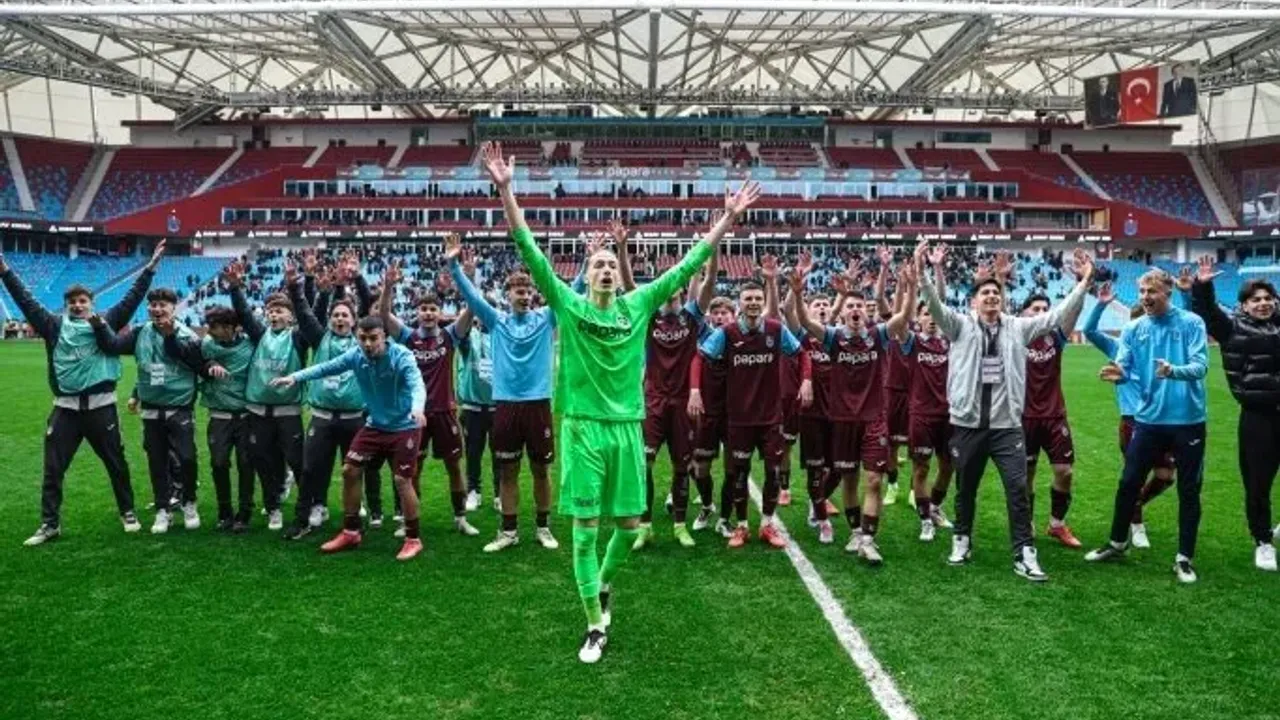 TRABZON’UN GENÇ KARTALLARI AVRUPA’YI SARSACAK: BARCELONA’YA MEYDAN OKUYORLAR!