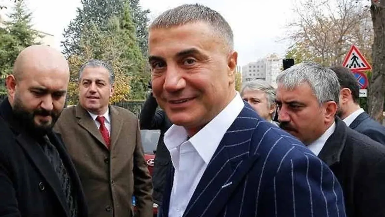 SAADET ZİNCİRİNDE ŞOK DÖNÜŞÜM: Peker ve Şahin’in Avukatları Erzan’ı Savunacak!