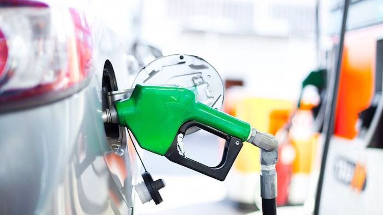 BENZİNE ŞOK ZAM! Depoyu Doldurmak Artık Lüks Mü?