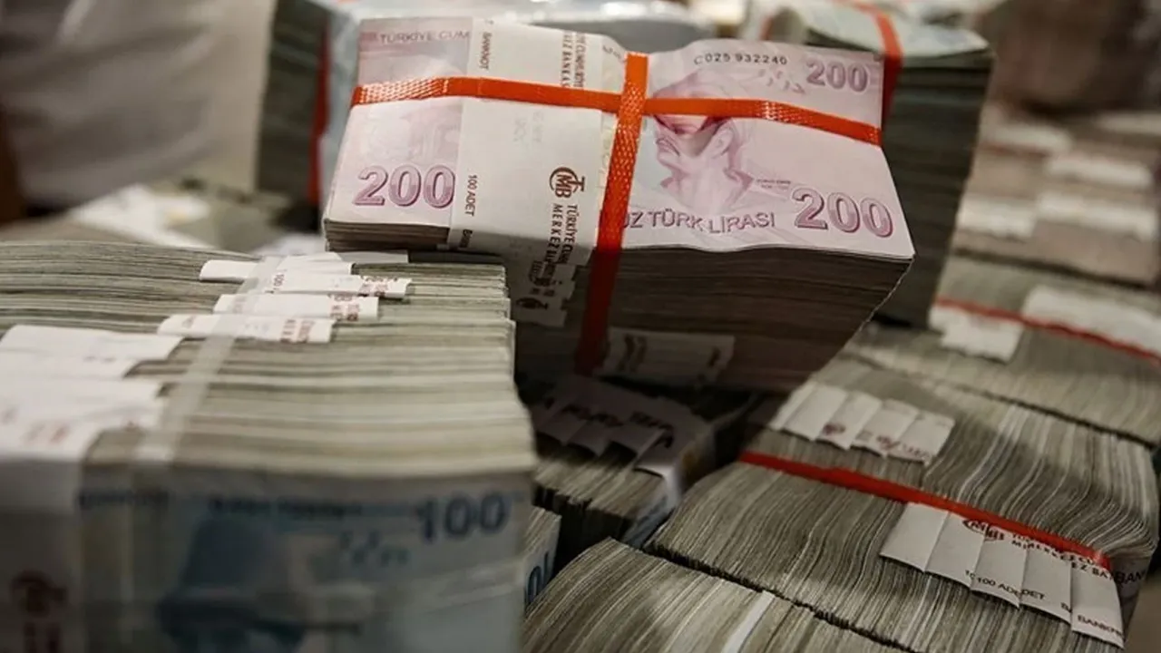 Türkiye’nin Kara Deliği: Hazine’nin Faiz Bataklığı Alarm Veriyor!