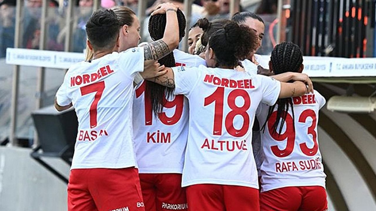 kadinlar super ligi sampiyonu belli oldu.jpg