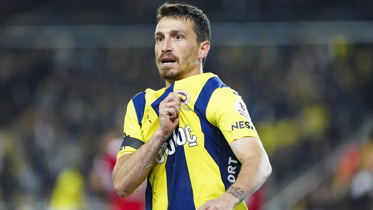 mert hakanin enfeksiyonu dovmeyle ilgili mi fenerbahceden aciklama geldi.webp