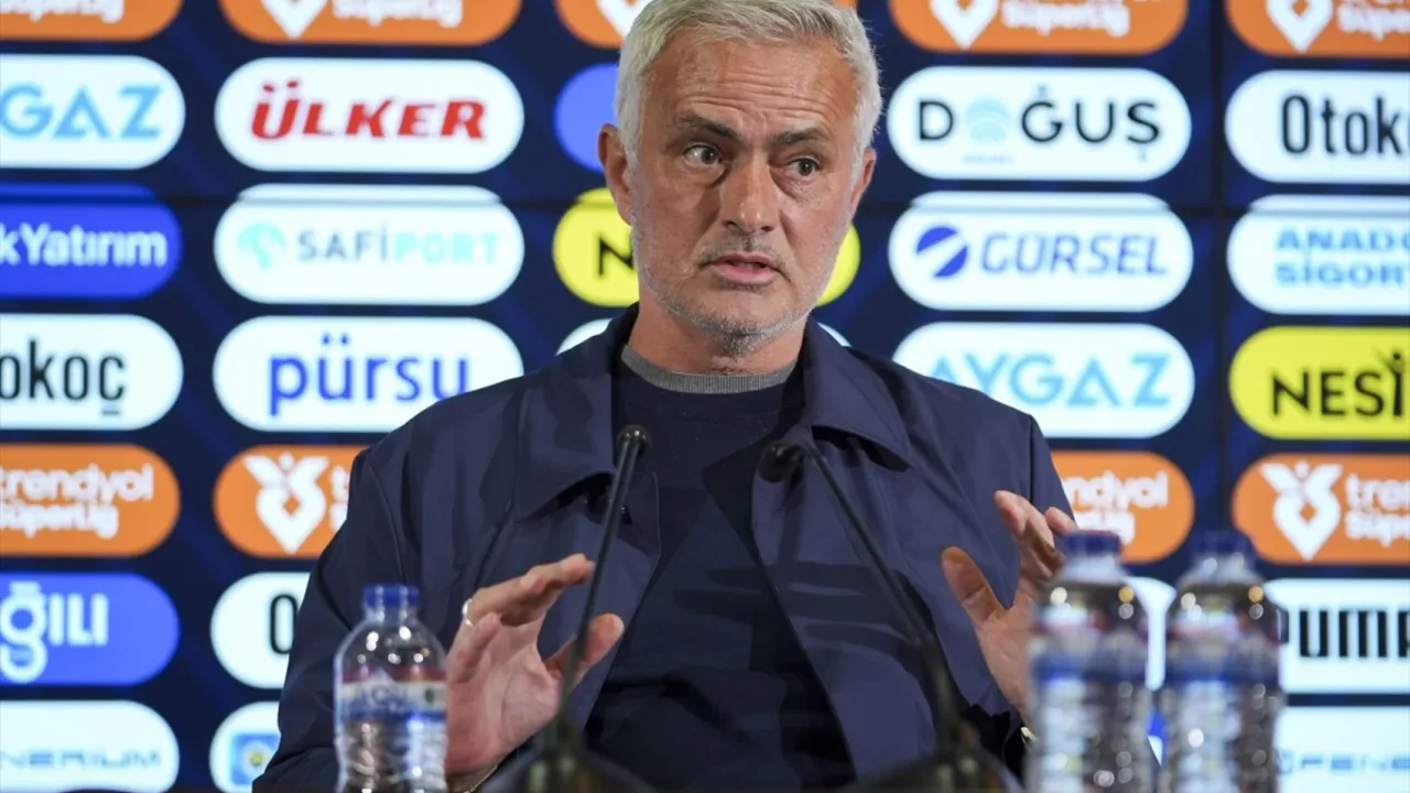 Mourinho’dan Şampiyonluk Zehri: Muslera’ya Penaltı, İnsanlık İflası!