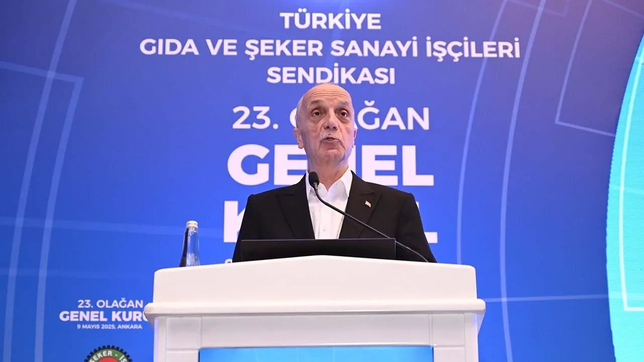 turk is baskani ergun atalaydan seker fabrikalari cikisi.webp