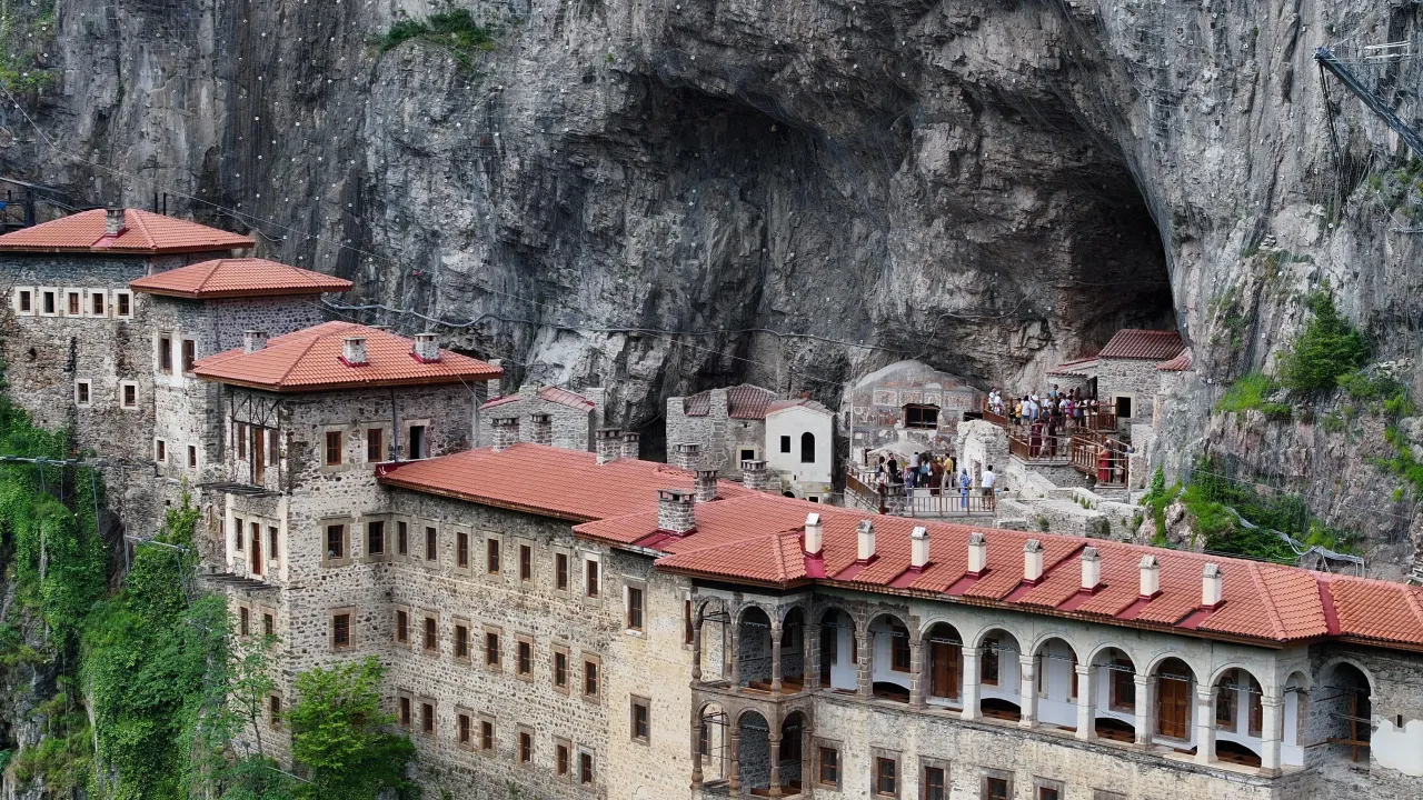 Sümela Manastırı Yılın İlk Yarısında 151 Bin Ziyaretçiyi Ağırladı
