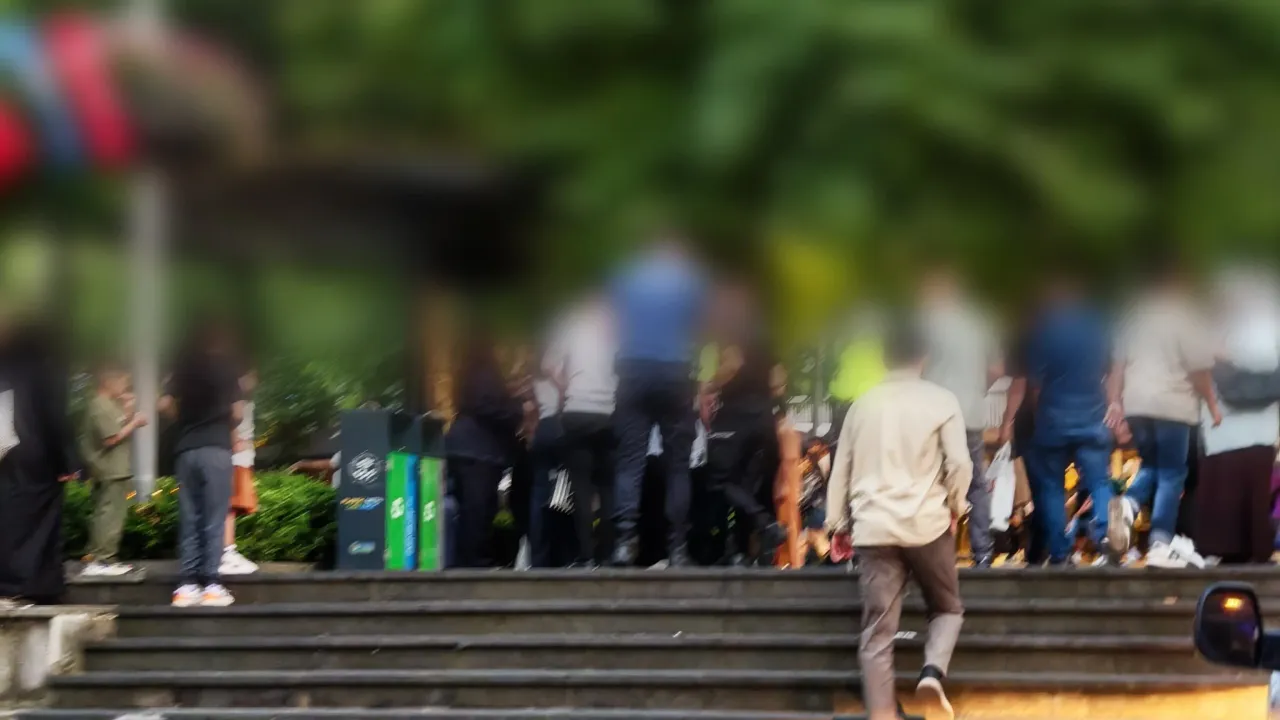 Trabzon Meydanı’nda Dehşet Anları: Kayıp Bebek Alarmı!