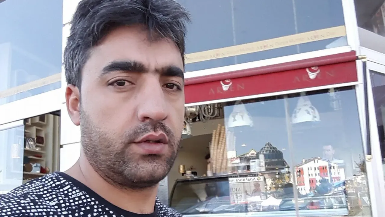 a w522846 12jpg.webp