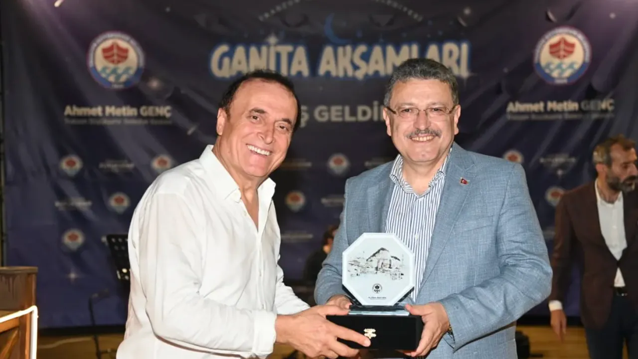 Ganita’da Taner Eyüpoğlu Fırtınası: Başkan Genç Horona Doyamadı!