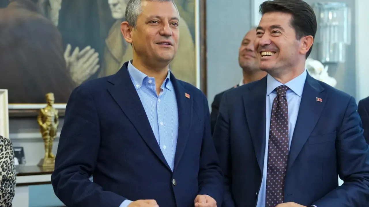 Özgür Özel’den Başkan Ahmet Kaya’ya Övgü Dolu Ziyaret