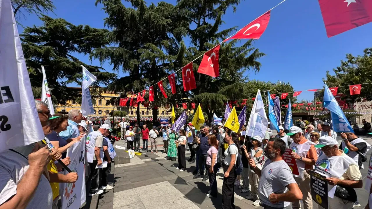 Trabzon’da Horonlu İsyan: Emekçiler Hükümeti Salladı!