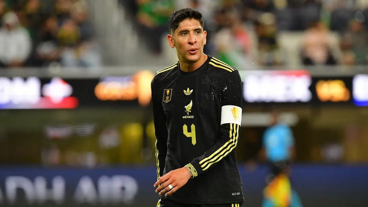 fenerbahcede transfer bombas edson alvarez ile prensip anlasmasi saglandi.jpg