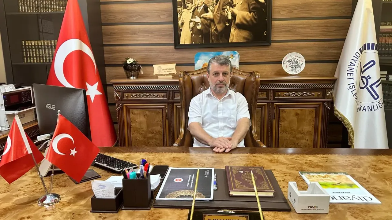 Müftü Şoku! Dört Dili Bilen Hoca, Karadeniz’den Karasu’ya Sürgün mü Edildi?