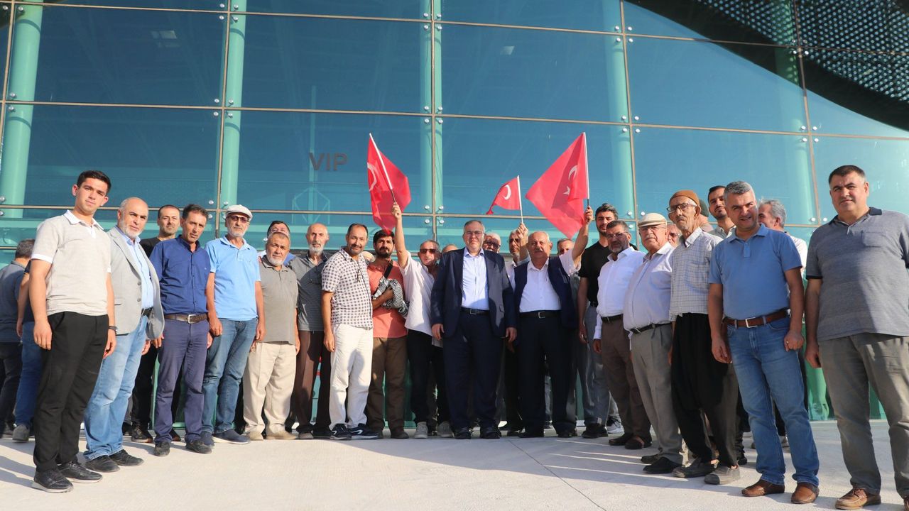 saadet partisi gazze yolcusu.jpg