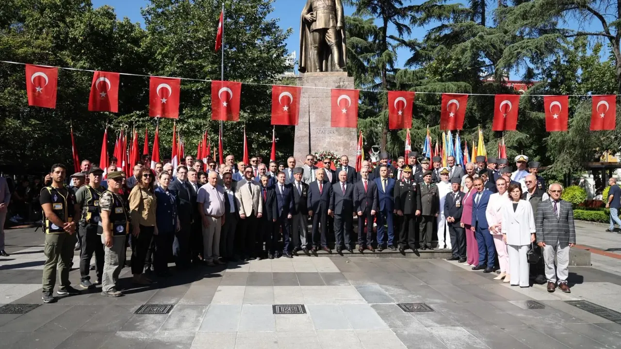 Atatürk’ün Trabzon’u Fethi! 101 Yıl Sonra Coşku Seli!