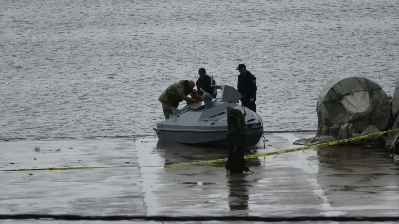 Karadeniz’de Savaş Gemisi Alarmı! Gizemli Deniz Aracı İmha Edildi!