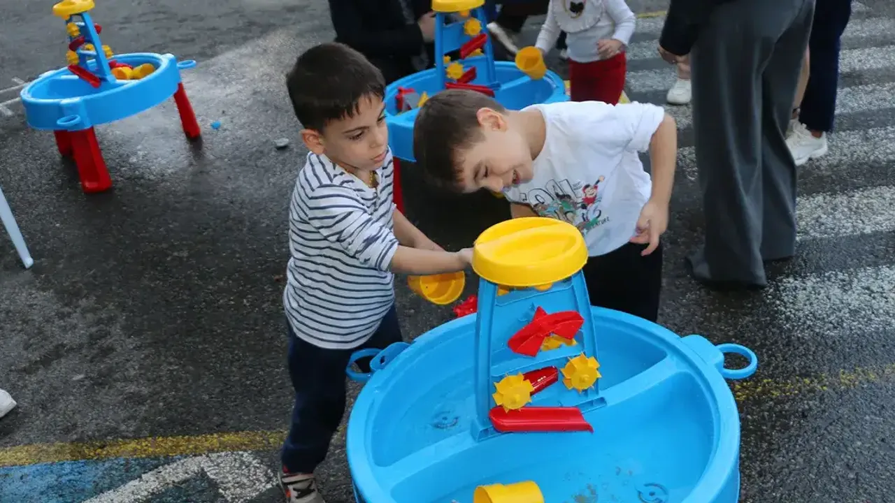 Trabzon’da Minik Ellerden Şaheserler! Okulda Sanat Coşkusu!