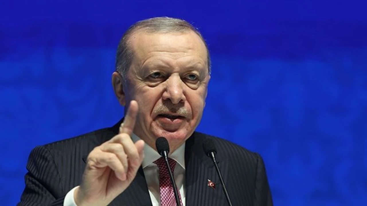 Reis’ten Müjde: Artık Hava Yollarında Da Bizi İzliyorlar!