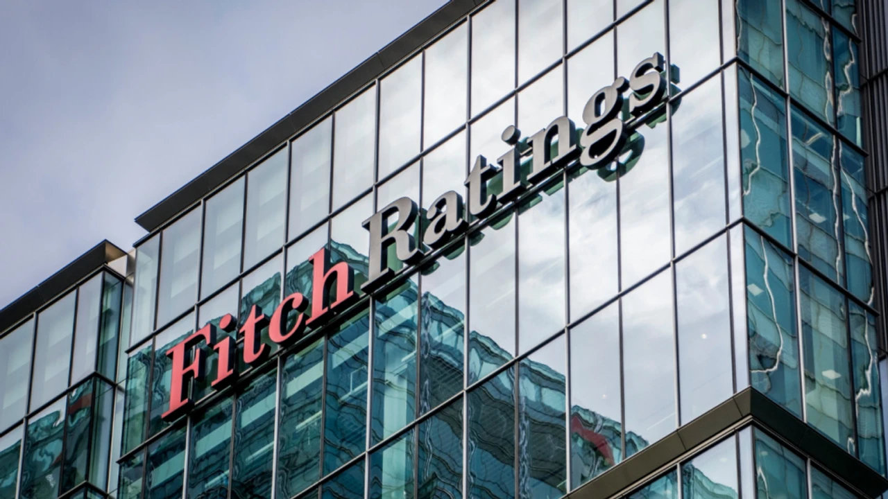 Fitch’ten Türkiye Kararı Ne Olur? Anket Sonuçları Ortaya Çıktı!