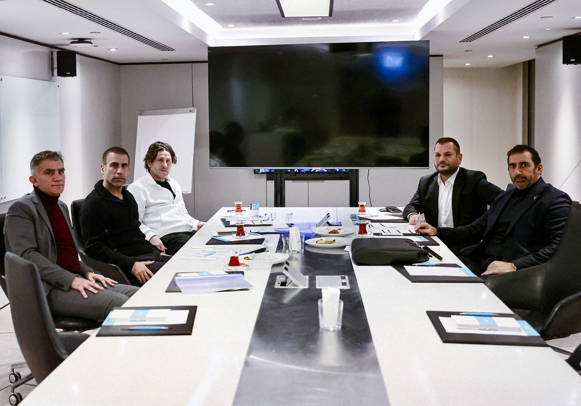 Fırtına’da Transfer Rüzgarı! Başkan, Hoca Bir Arada