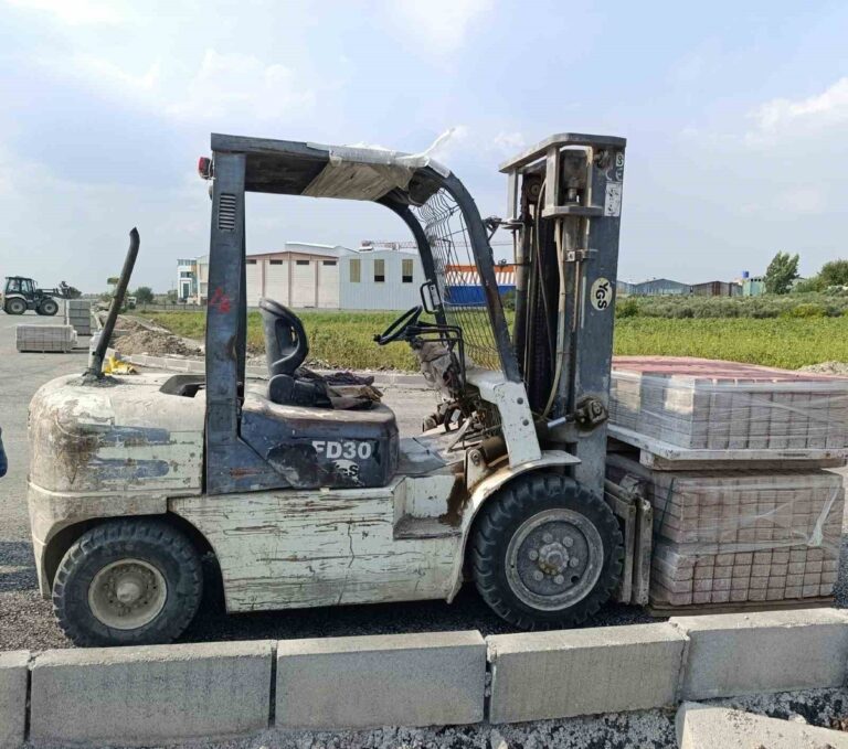 168 Saatlik İnceleme Sonuç Verdi: Forklift Hırsızları Tutuklandı 168 Saatlik İnceleme Sonuç Verdi: Forklift Hırsızları Tutuklandı