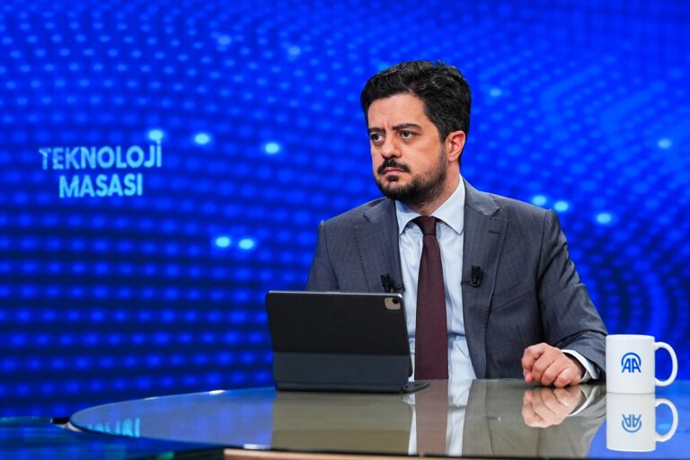 Ambargocular Sıraya Girdi: Türk Savunmasında Dev Adım Ambargocular Sıraya Girdi: Türk Savunmasında Dev Adım