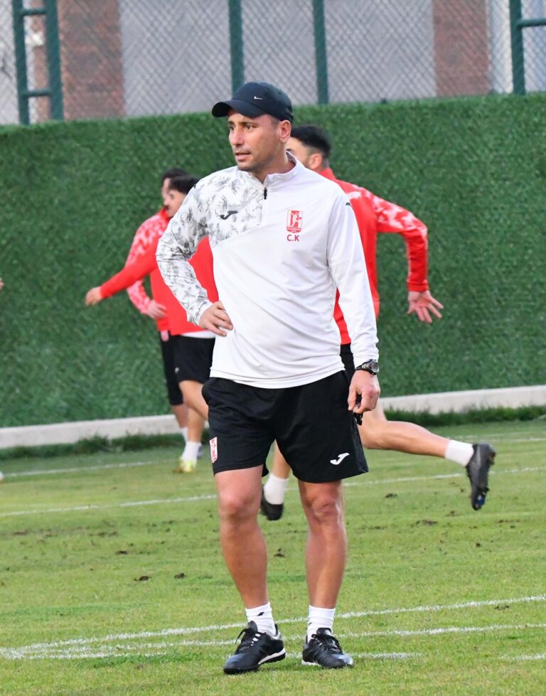 Balıkesirspor’da 7-1’Lik Deprem: Cem Kavçak Geldi Balıkesirspor'da 7-1'Lik Deprem: Cem Kavçak Geldi