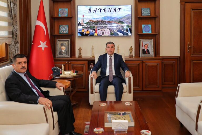 Bayburt Defterdarlığı’nda Güngör Gönültaş Dönemi Bayburt Defterdarlığı'nda Güngör Gönültaş Dönemi
