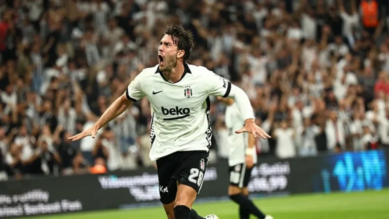 Beşiktaş'ta Vlahovic Şoku: Milli Takımdan Çıkarıldı
