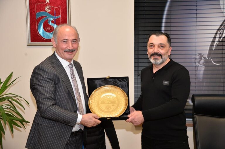 Bitlis Emniyeti Hikmet Ataman’a Emanet Edildi Bitlis Emniyeti Hikmet Ataman’a Emanet Edildi