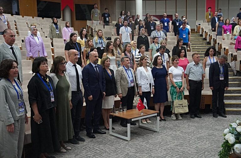 Çocuk Sağlığında Kritik Zirve: Adana'da Büyük Buluşma