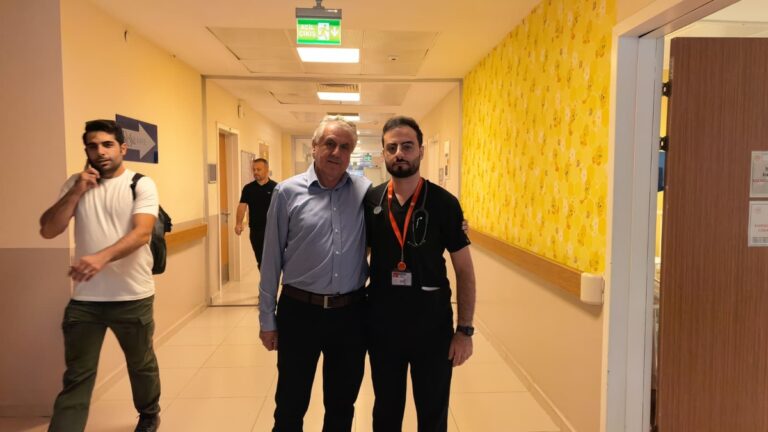 Doğdukları Hastaneye Doktor Olarak Döndüler