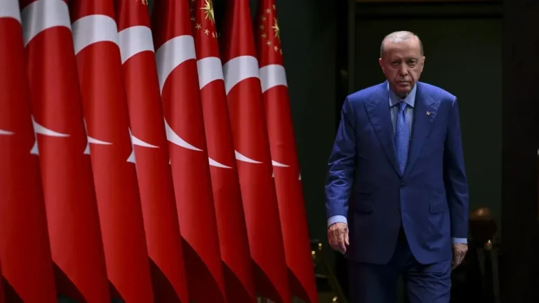 Erdoğan'dan Fon Vurgusu: Hak Yiyen Hesap Verecek