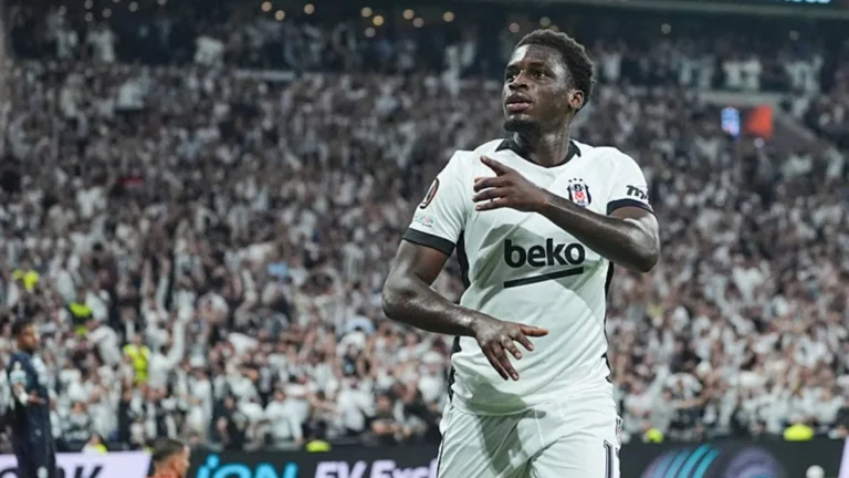Ernest Poku Transferinde 20 Milyon Euroluk Sır Ernest Poku Transferinde 20 Milyon Euroluk Sır