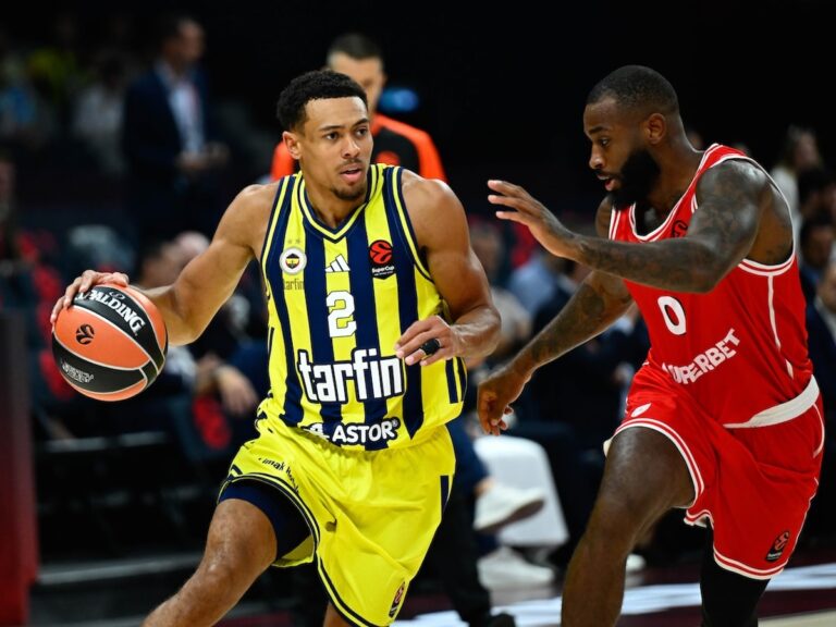 Fenerbahçe Tarfin Abu Dabi’de Yıkıldı: Final Kaçtı Fenerbahçe Tarfin Abu Dabi'de Yıkıldı: Final Kaçtı