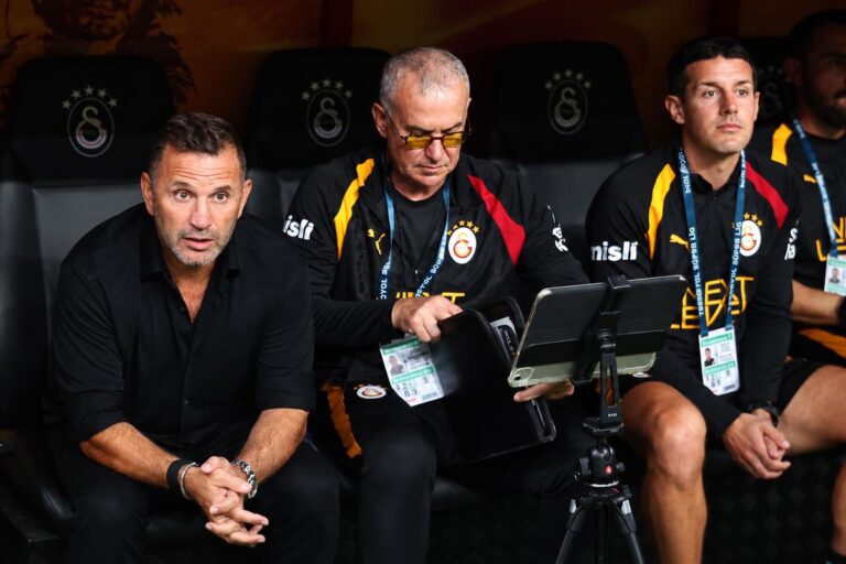 Galatasaray’da Trabzonspor Alarmı: Buruk Uyardı Galatasaray'da Trabzonspor Alarmı: Buruk Uyardı