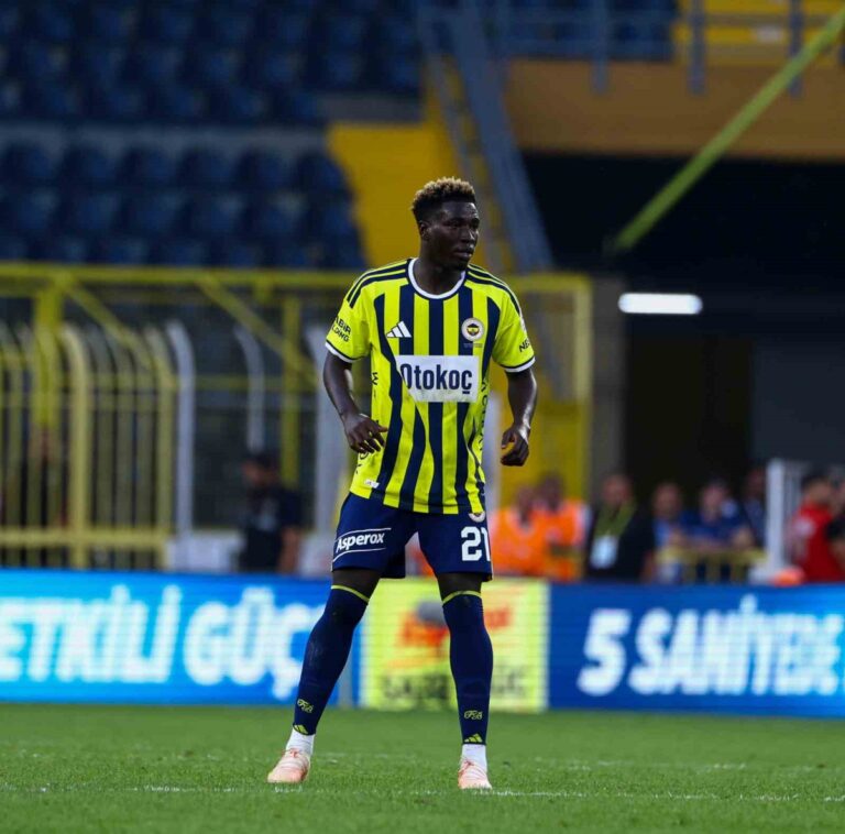 Kadıköy'de Yeni Yıldız Sahne Aldı: Oppong Siftah Yaptı