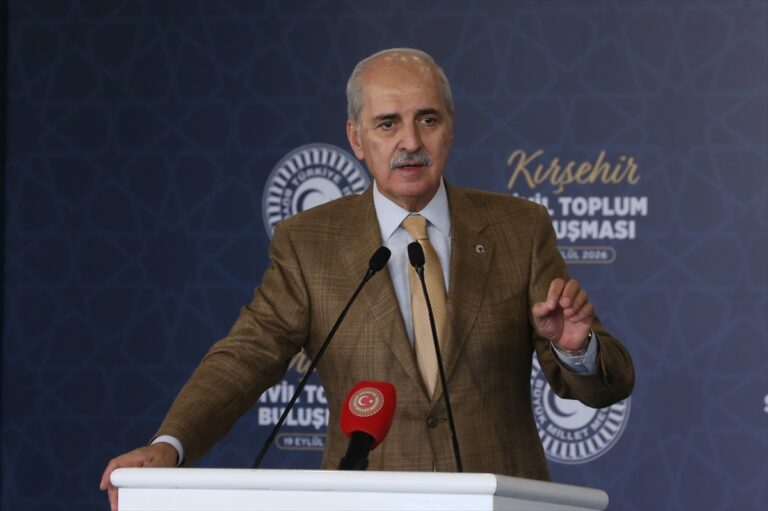 Meclis Başkanı Kurtulmuş’tan Net Ayrımcılık Uyarısı Meclis Başkanı Kurtulmuş'tan Net Ayrımcılık Uyarısı